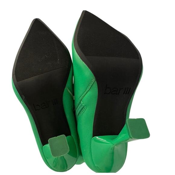 Bar III Green Stretch Comfort Olevia Pointed Toe Flare
Zip-Up Booties - Picture 5 of 7